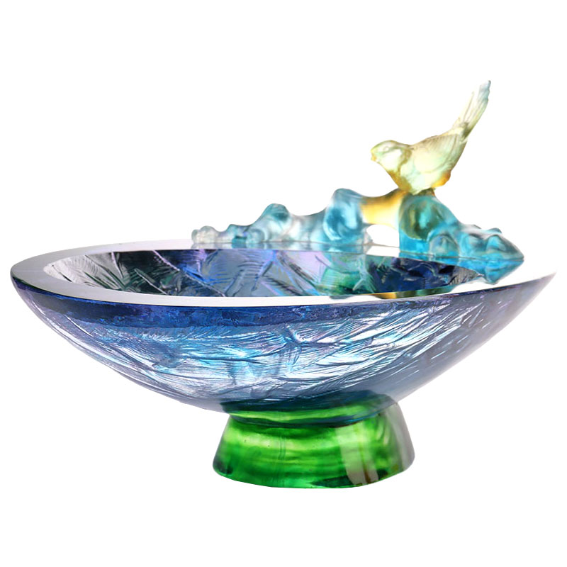 Frutero de cristal con decoración de pájaros.