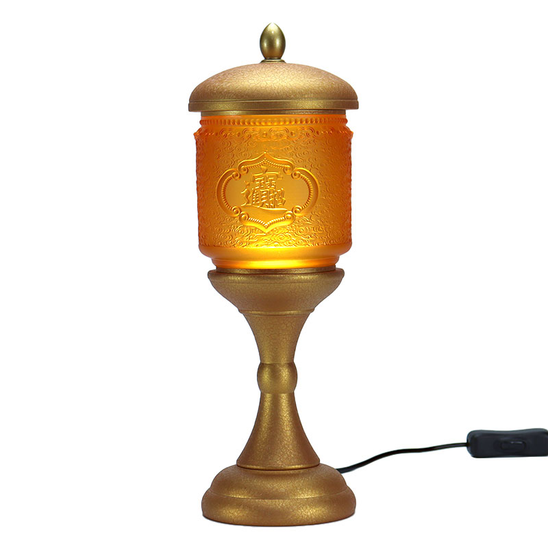 Ofrendas de vidrio para el templo budista para traer riquezas y tesoros.